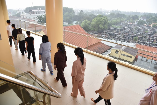 Gosinga Vietnam – Continuous Attention meditation Retreat for students