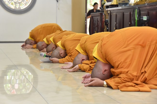 Wedding Ceremony at the pagoda