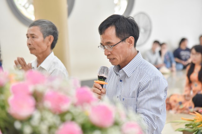 Wedding Ceremony at the pagoda