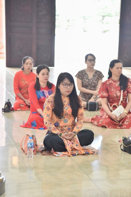 Wedding Ceremony at the pagoda