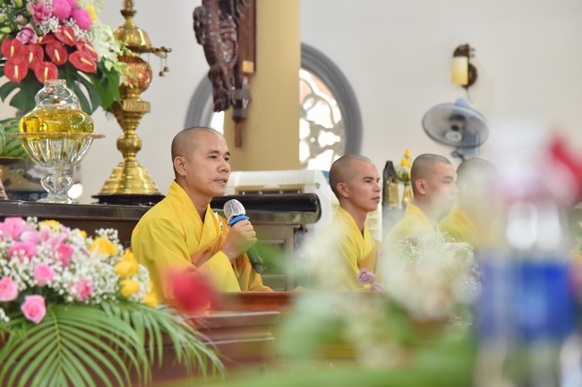 Wedding Ceremony at the pagoda