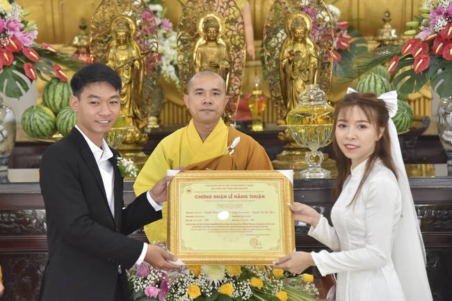 Wedding Ceremony at the pagoda