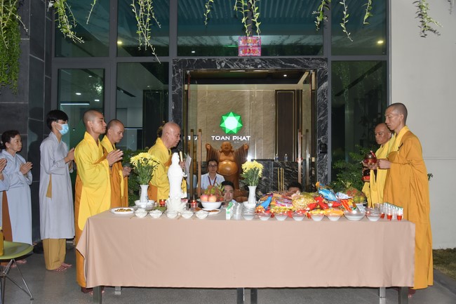 Lễ Cầu an Công ty TNHH Chiếu Xạ và Công ty Kho Vận Toàn Phát