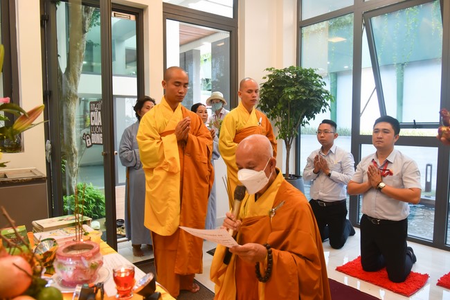 Lễ Cầu an Công ty TNHH Chiếu Xạ và Công ty Kho Vận Toàn Phát