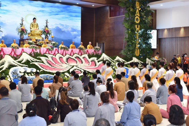 Lễ Vu Lan Báo Hiếu 2022 Tập Đoàn Địa Ốc Kim Oanh