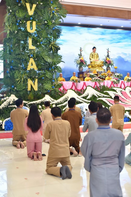 Lễ Vu Lan Báo Hiếu 2022 Tập Đoàn Địa Ốc Kim Oanh