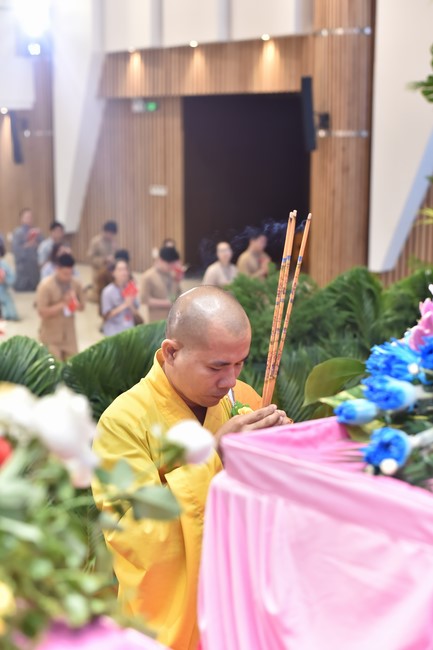 Lễ Vu Lan Báo Hiếu 2022 Tập Đoàn Địa Ốc Kim Oanh