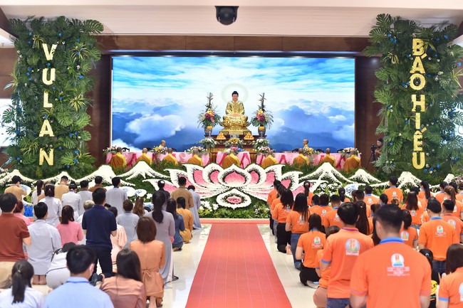 Lễ Vu Lan Báo Hiếu 2022 Tập Đoàn Địa Ốc Kim Oanh