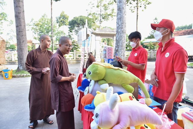 Humanitarian Blood Donation