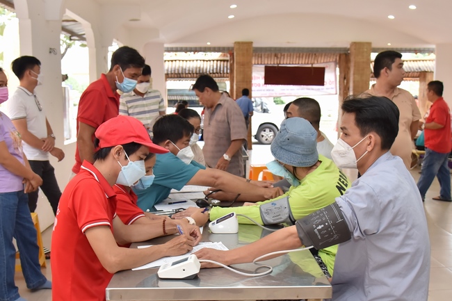 Humanitarian Blood Donation