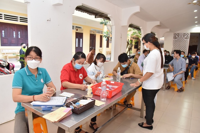 Humanitarian Blood Donation