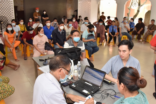 Humanitarian Blood Donation