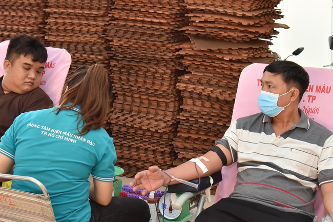 Humanitarian Blood Donation