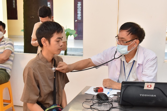 Humanitarian Blood Donation