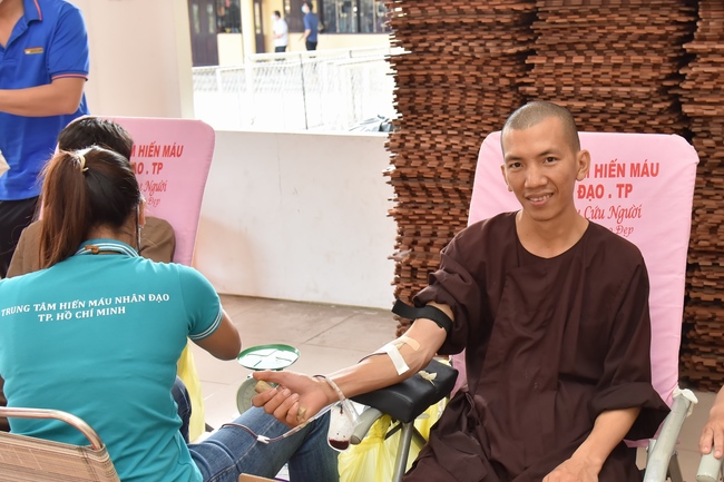 Humanitarian Blood Donation