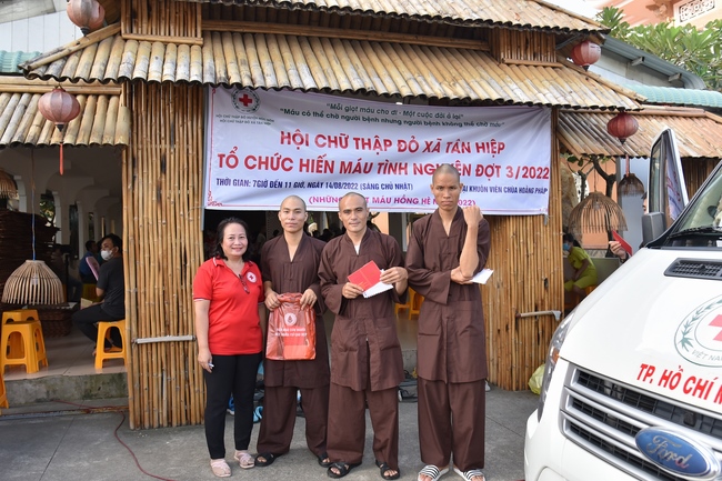 Humanitarian Blood Donation