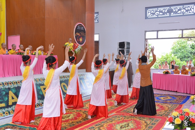 The Great Ullambana Ceremony at at Dang Phap Pagoda.