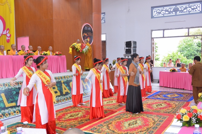 The Great Ullambana Ceremony at at Dang Phap Pagoda.