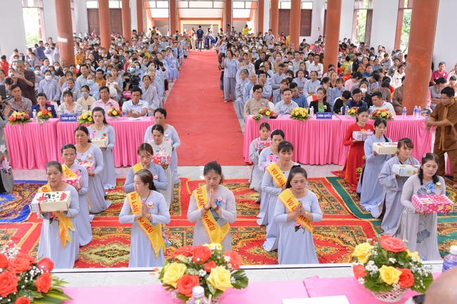 The Great Ullambana Ceremony at at Dang Phap Pagoda.