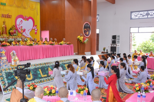 The Great Ullambana Ceremony at at Dang Phap Pagoda.