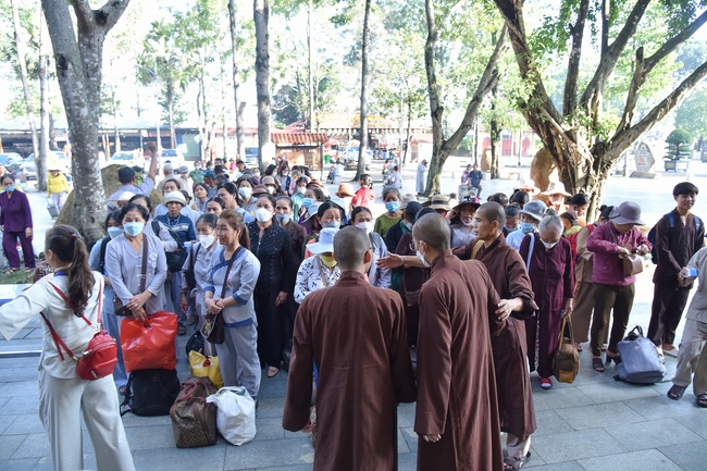 Entering the 97th Seven Day Retreat - Assembly for reciting the Buddha