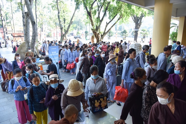 Entering the 97th Seven Day Retreat - Assembly for reciting the Buddha