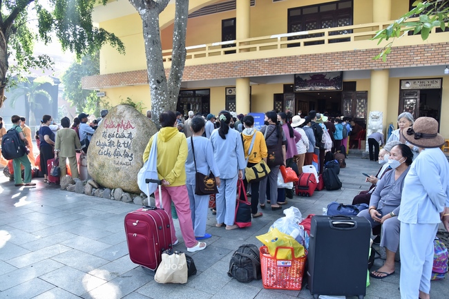 Entering the 97th Seven Day Retreat - Assembly for reciting the Buddha