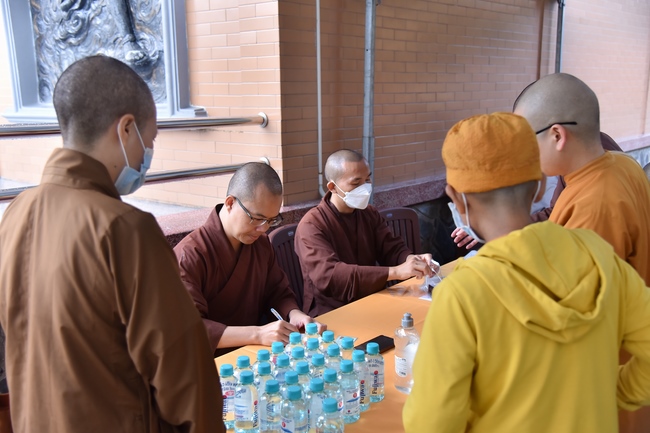 Entering the 97th Seven Day Retreat - Assembly for reciting the Buddha