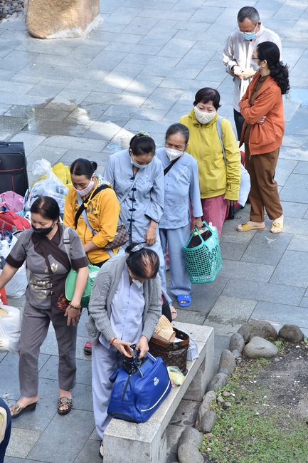 Entering the 97th Seven Day Retreat - Assembly for reciting the Buddha