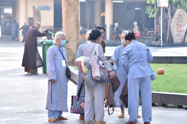 Entering the 97th Seven Day Retreat - Assembly for reciting the Buddha