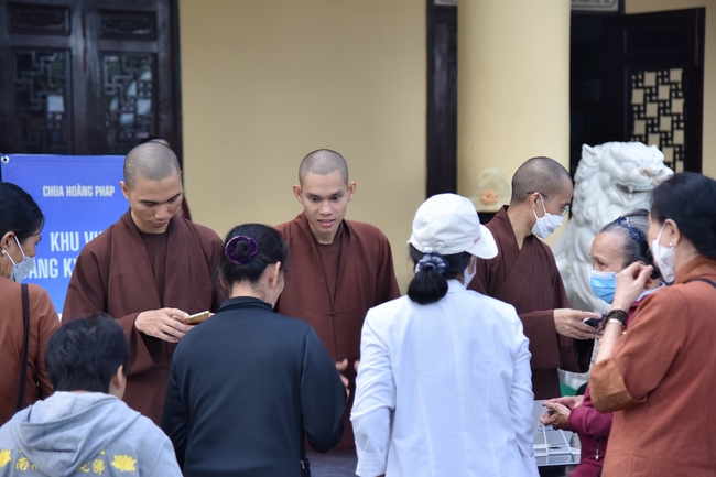 Entering the 97th Seven Day Retreat - Assembly for reciting the Buddha