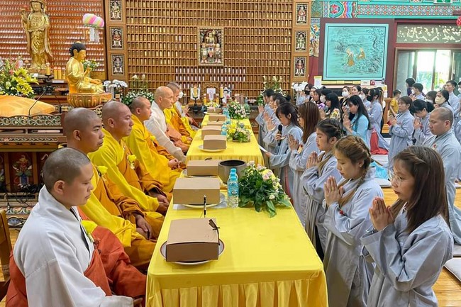 Great Ullambana Ceremony at Kim Cang Tinh Do Temple (창원금강정도사) in Masan City, Korea