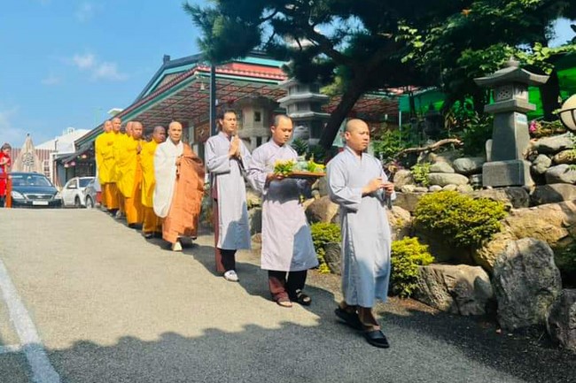 Great Ullambana Ceremony at Kim Cang Tinh Do Temple (창원금강정도사) in Masan City, Korea