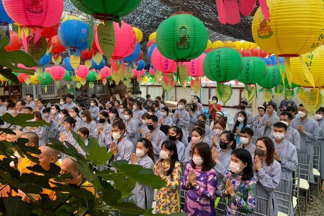 Great Ullambana Ceremony at Kim Cang Tinh Do Temple (창원금강정도사) in Masan City, Korea