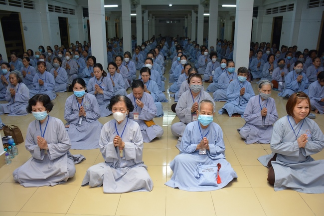 Dharma talk Good roots - blessing - conditions of Pure Land practitioners - The 97th Seven - Day Retreat - Part 1