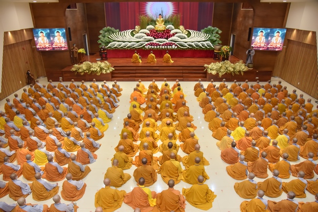 Dharma talk Good roots - blessing - conditions of Pure Land practitioners - The 97th Seven - Day Retreat - Part 1