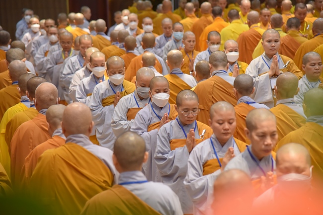 Dharma talk Good roots - blessing - conditions of Pure Land practitioners - The 97th Seven - Day Retreat - Part 1