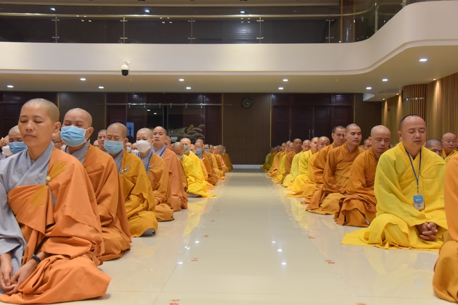 Dharma talk Good roots - blessing - conditions of Pure Land practitioners - The 97th Seven - Day Retreat - Part 1