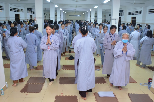 Dharma talk Good roots - blessing - conditions of Pure Land practitioners - The 97th Seven - Day Retreat - Part 1