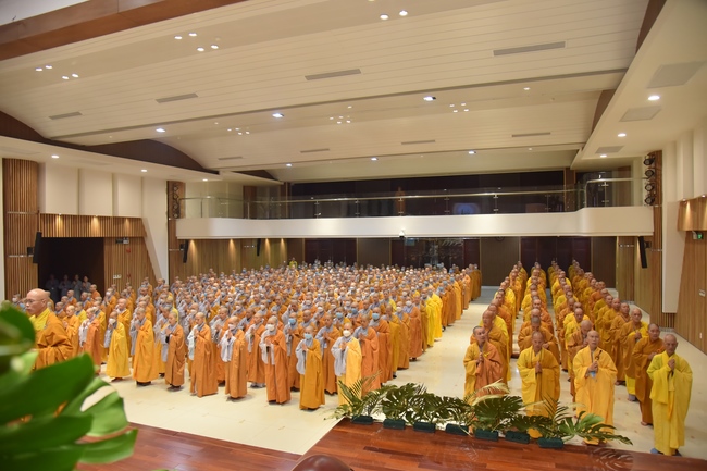 Dharma talk Good roots - blessing - conditions of Pure Land practitioners - The 97th Seven - Day Retreat - Part 1