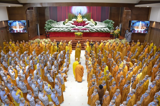 Dharma talk Good roots - blessing - conditions of Pure Land practitioners - The 97th Seven - Day Retreat - Part 1