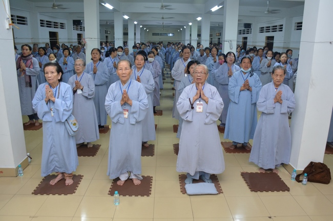 Dharma talk Good roots - blessing - conditions of Pure Land practitioners - The 97th Seven - Day Retreat - Part 1