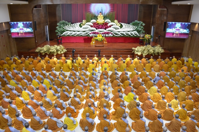 Dharma talk Good roots - blessing - conditions of Pure Land practitioners - The 97th Seven - Day Retreat - Part 1