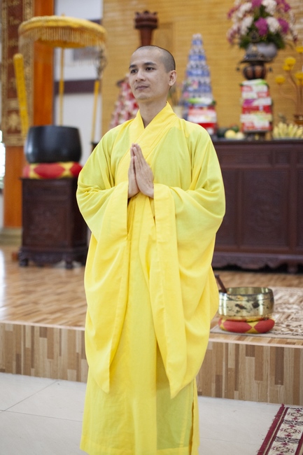 One-day Retreat for Students at Giai Lam pagoda, Ha Tinh