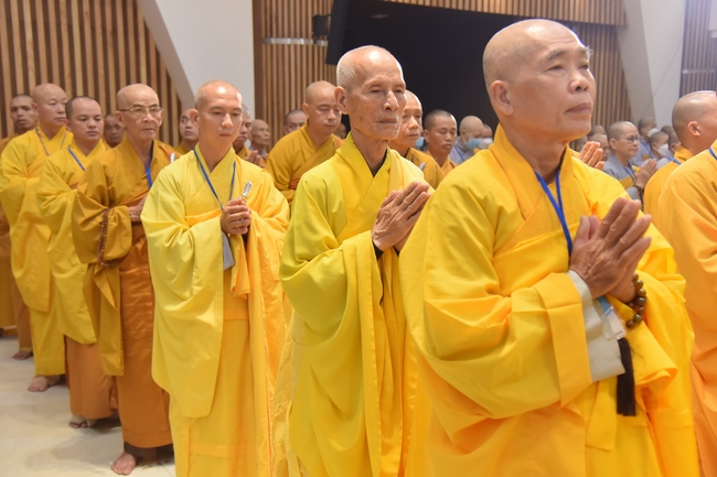 Dharma talk Good roots - blessing - conditions of Pure Land practitioners - The 97 th Seven-day Retreat - Part 2