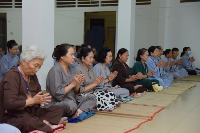 Dharma talk Good roots - blessing - conditions of Pure Land practitioners - The 97 th Seven-day Retreat - Part 2