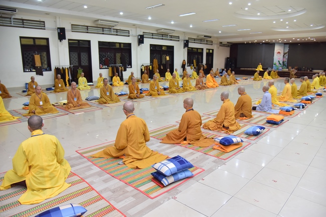 Dharma talk Good roots - blessing - conditions of Pure Land practitioners - The 97 th Seven-day Retreat - Part 2