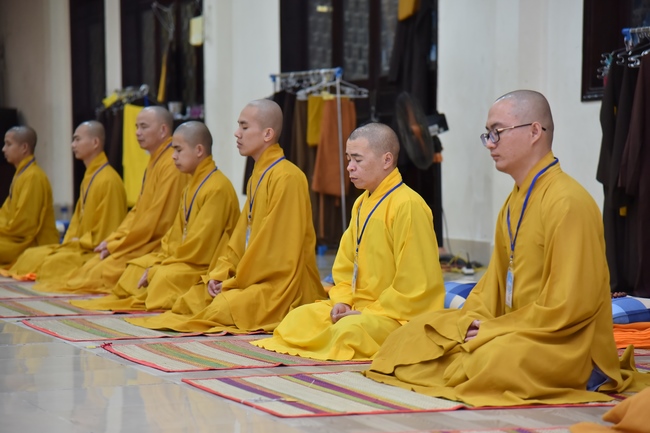 Dharma talk Good roots - blessing - conditions of Pure Land practitioners - The 97 th Seven-day Retreat - Part 2