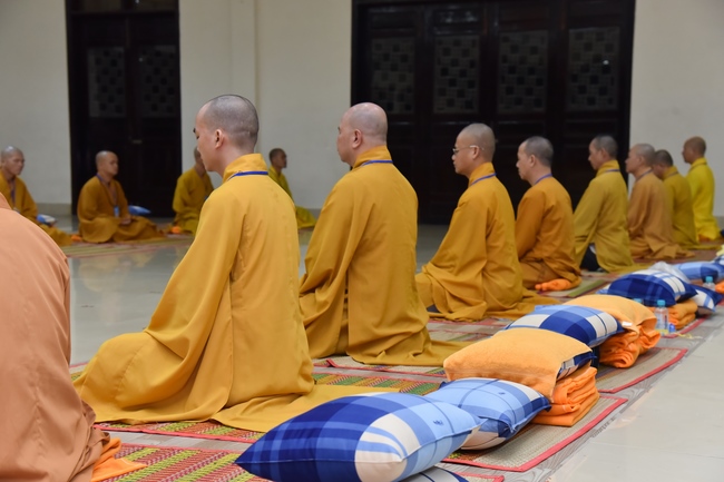 Dharma talk Good roots - blessing - conditions of Pure Land practitioners - The 97 th Seven-day Retreat - Part 2