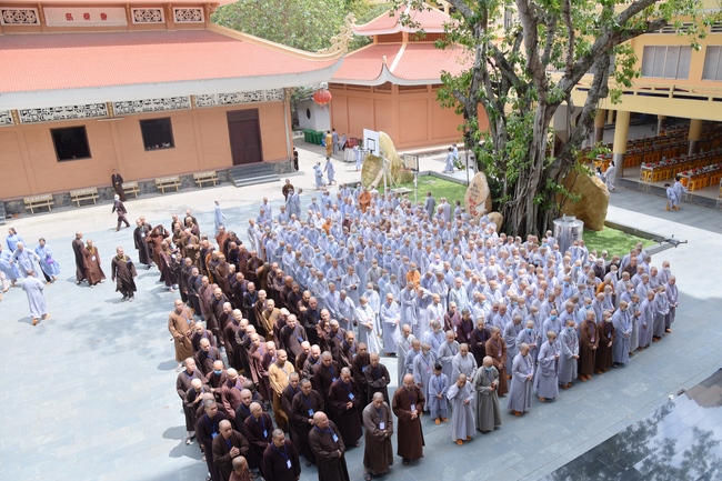 Dharma talk Good roots - blessing - conditions of Pure Land practitioners - The 97 th Seven-day Retreat - Part 2